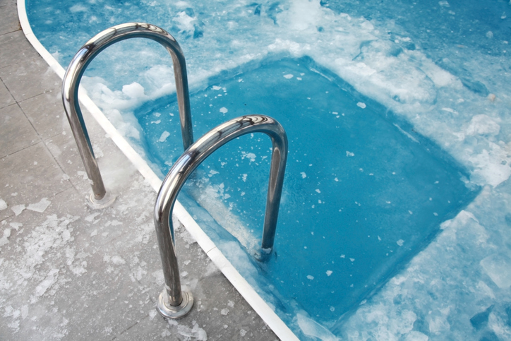 pool inspections - pool freeze damage